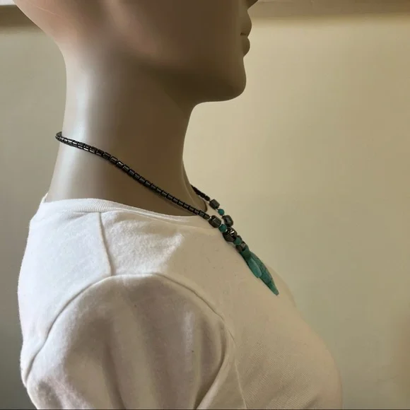 🐢Healing hematite bead & turquoise turtle pendant necklace - Picture 2 of 8